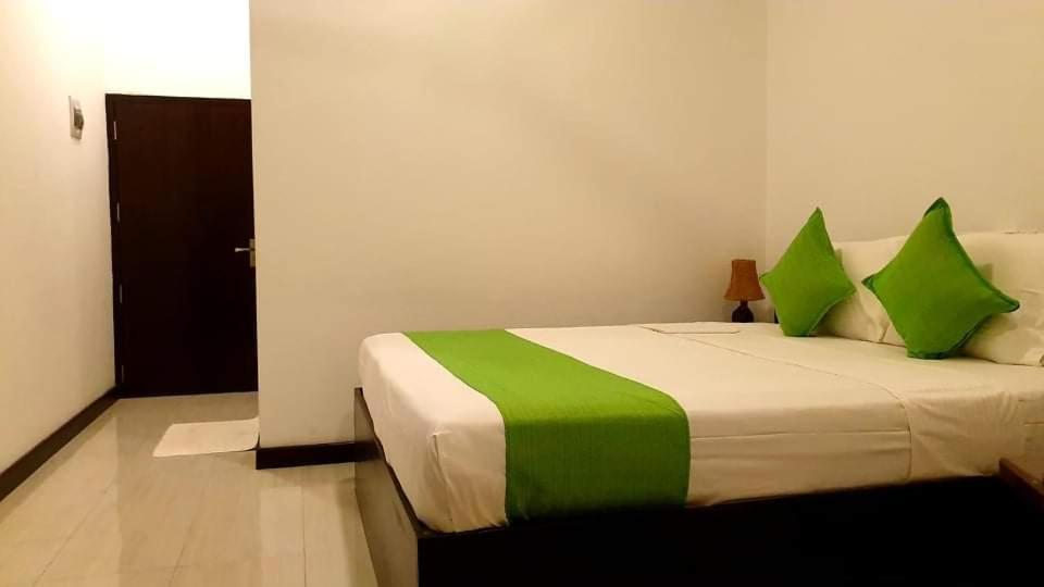 Kithula Boutique Hotel Hikkaduwa Bagian luar foto