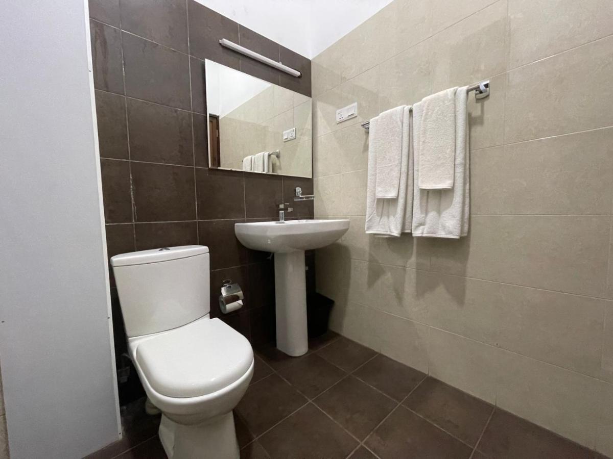 Kithula Boutique Hotel Hikkaduwa Bagian luar foto